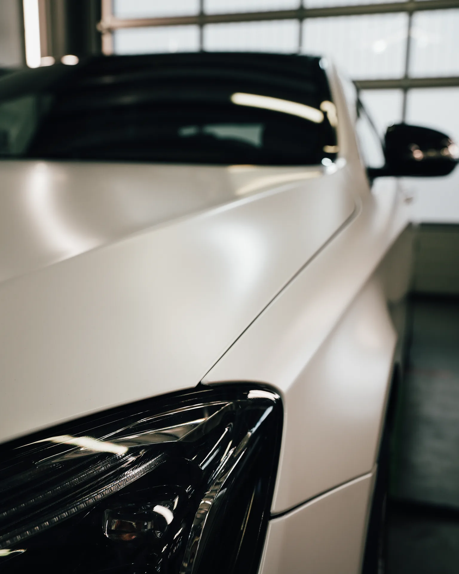 Vollverklebung – Mercedes S-Klasse Mattweiß – Referenzfoto von Die Werbetechniker Karlsruhe