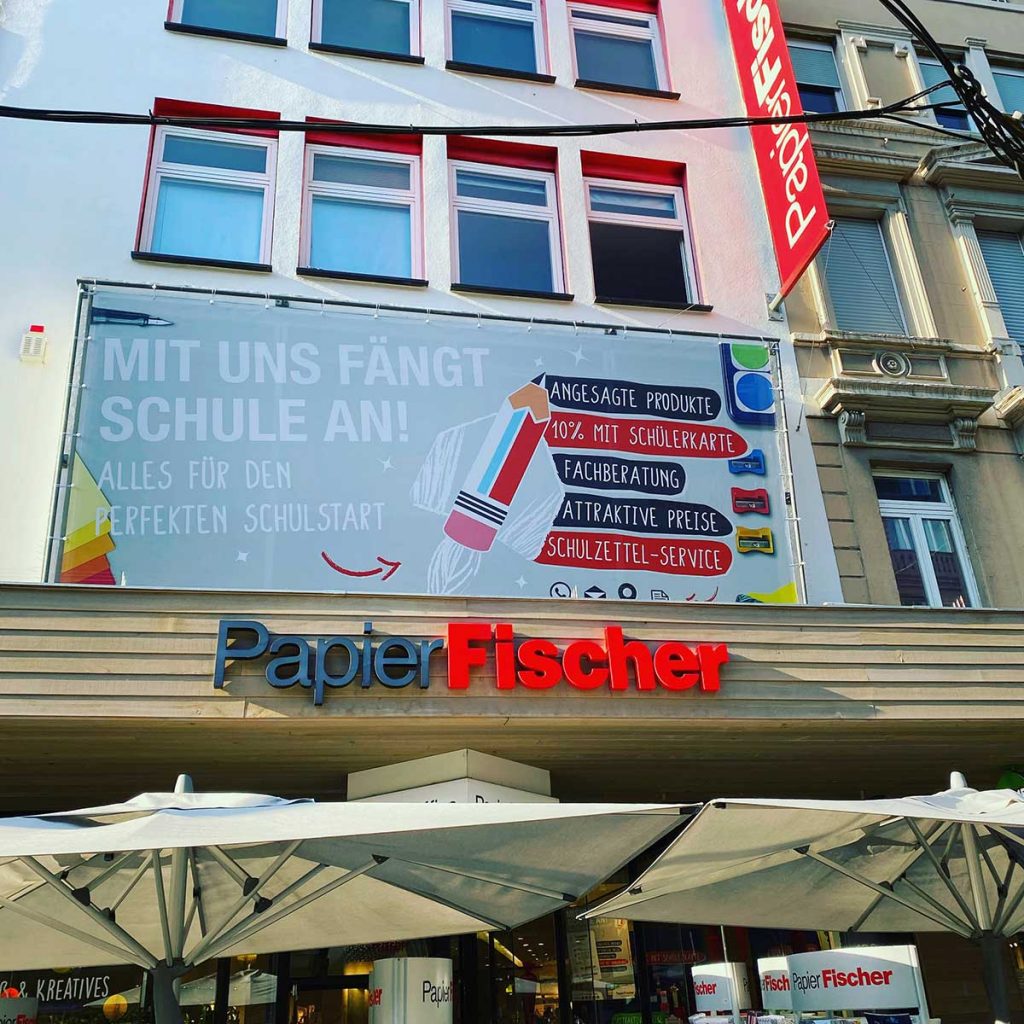 Papier Fischer Webebanner (Meshbanner) - Filiale Kaiserstraße